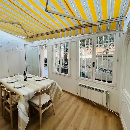 Hyper Centre - Halles - Terrasse Апартаменты *